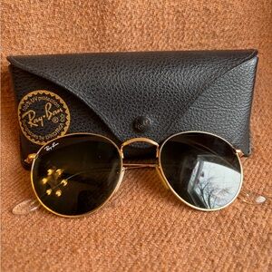 Ray-Ban Round Metal Sunglasses